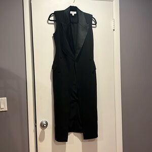 Never worn Reiss Amari Fitted Double Breasted Midi Dress in Black Sleeveless
